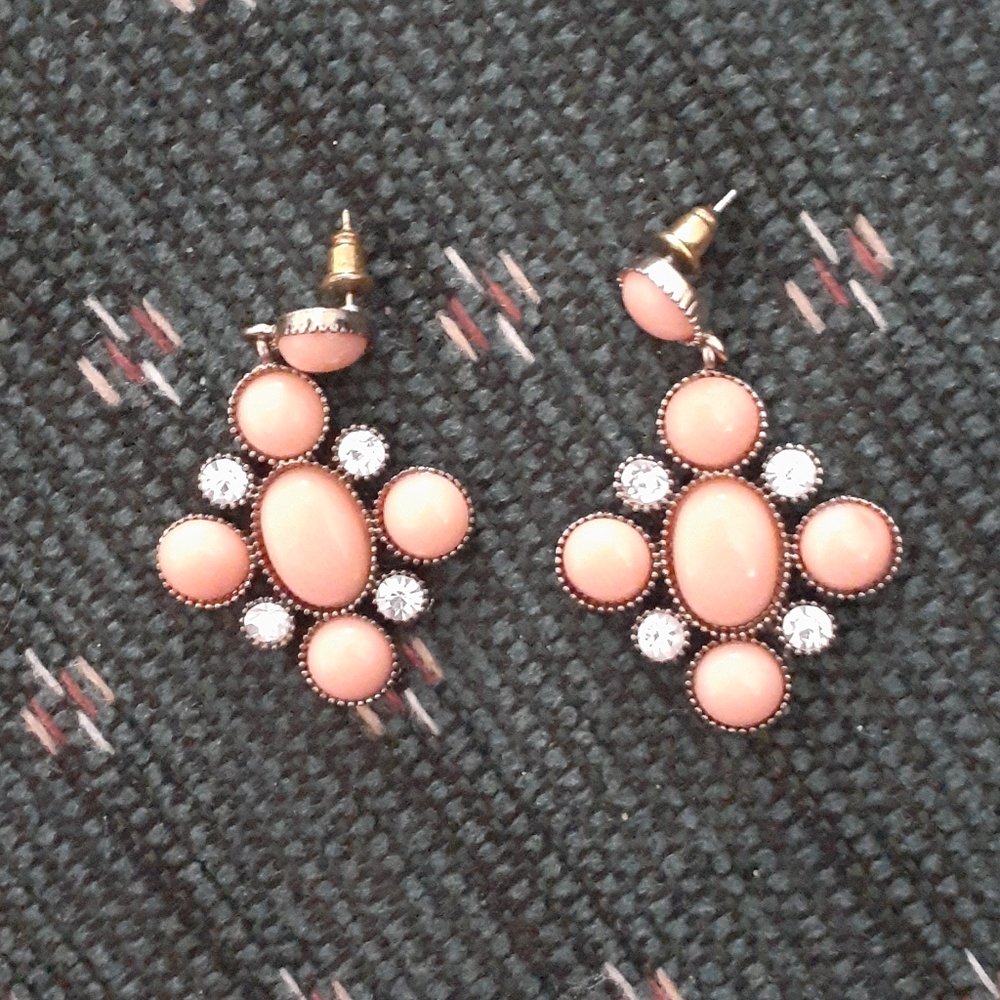 Dangling earrings